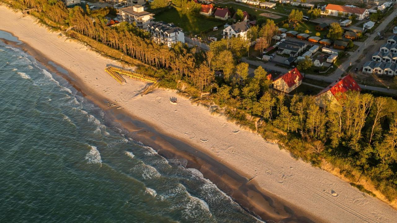 Готель Nad Brzegiem Baltyku Сарбіново Екстер'єр фото